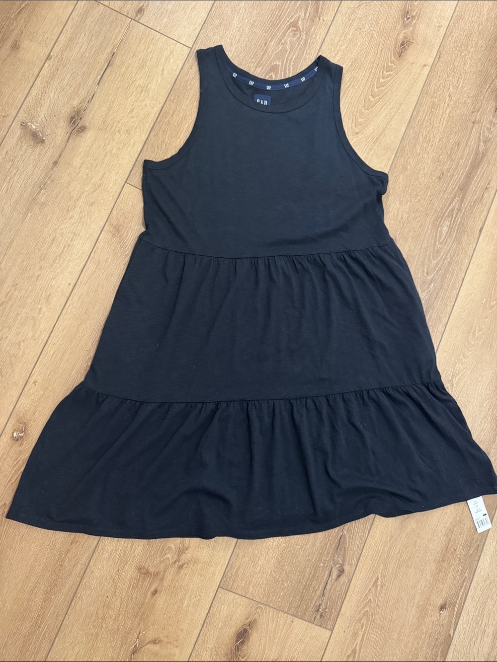 GAP Black Sleeveless Tiered Knit Dress for woman